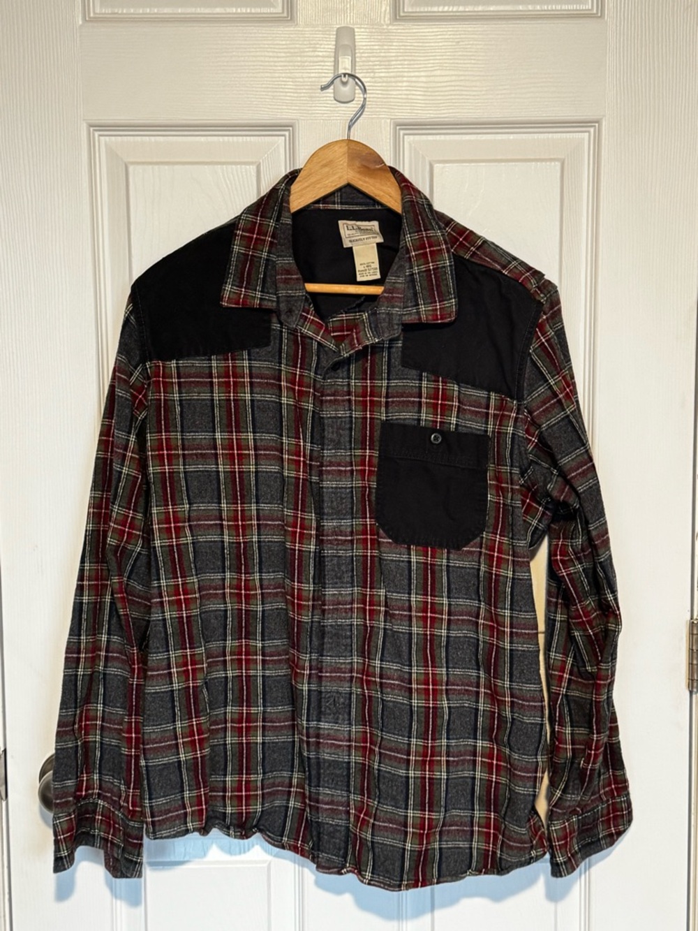 Men’s L.L. Bean Heritage Scotch Slightly Fitted Flannel Shirt